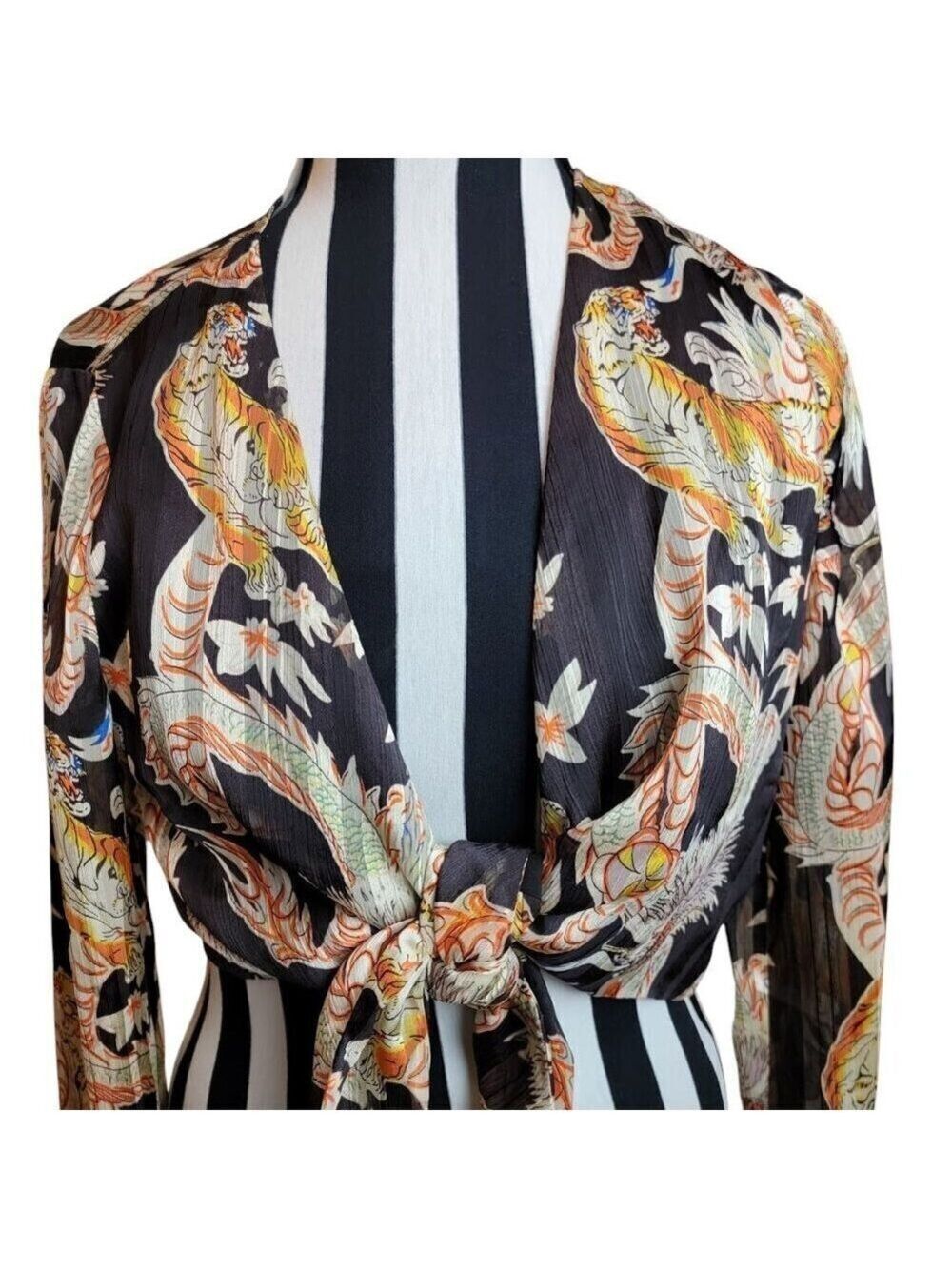 Urban Outfitters Tie Front Crop Top - New w Tags (Size M)
